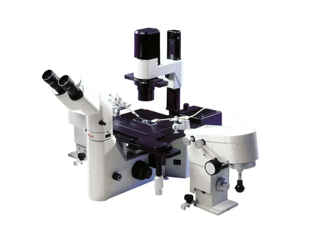 [2132] Lamp/Electronic Micro Manipulator & 2 Nos of Laser Treatment Lenses